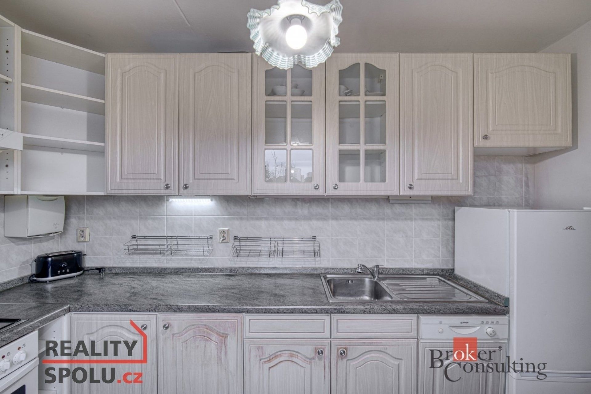 Pronájem byt 3+1 - Psohlavců, Praha, 63 m²