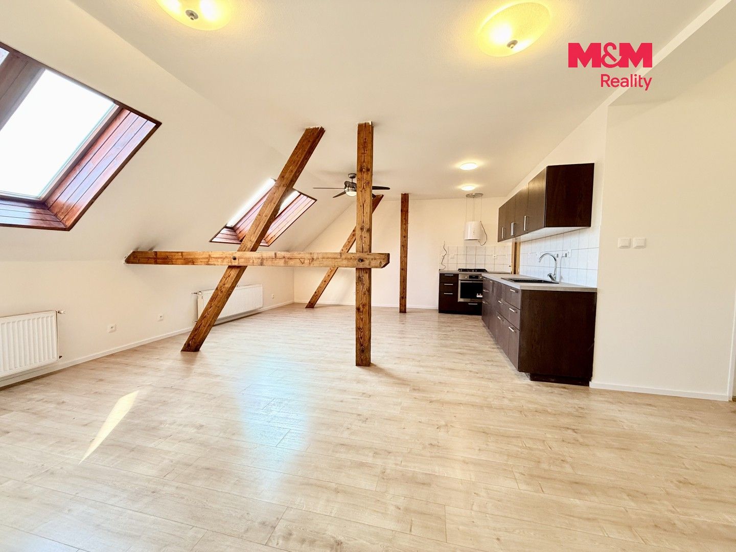 Byt 1+kk · 61 m² · Koulova, Praha - 3