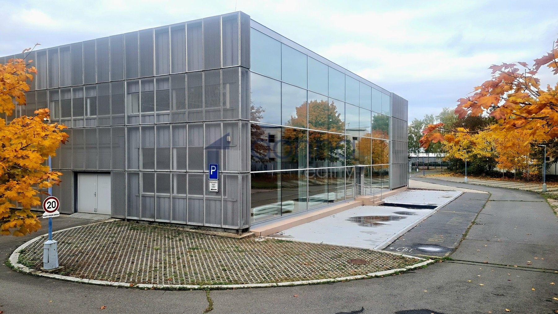 Pronájem obchodní prostory - Za Mototechnou, Praha, 2 m²