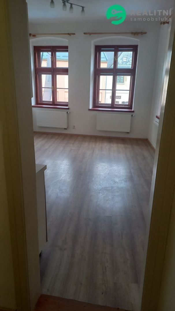 1+kk, Mírové náměstí, Úštěk, 38 m²