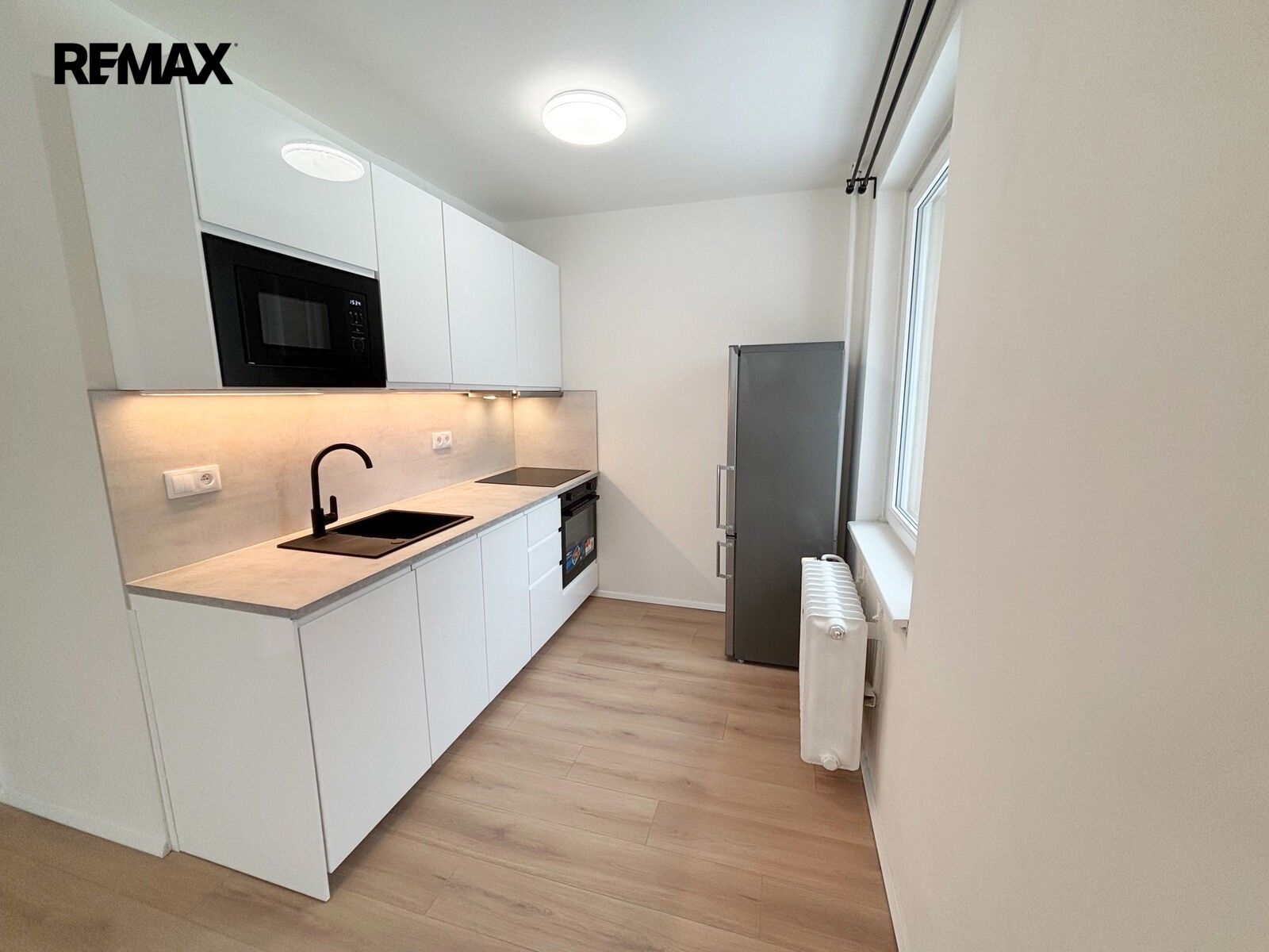 2+kk, V zápolí 1265, Praha Michle, 40 m²
