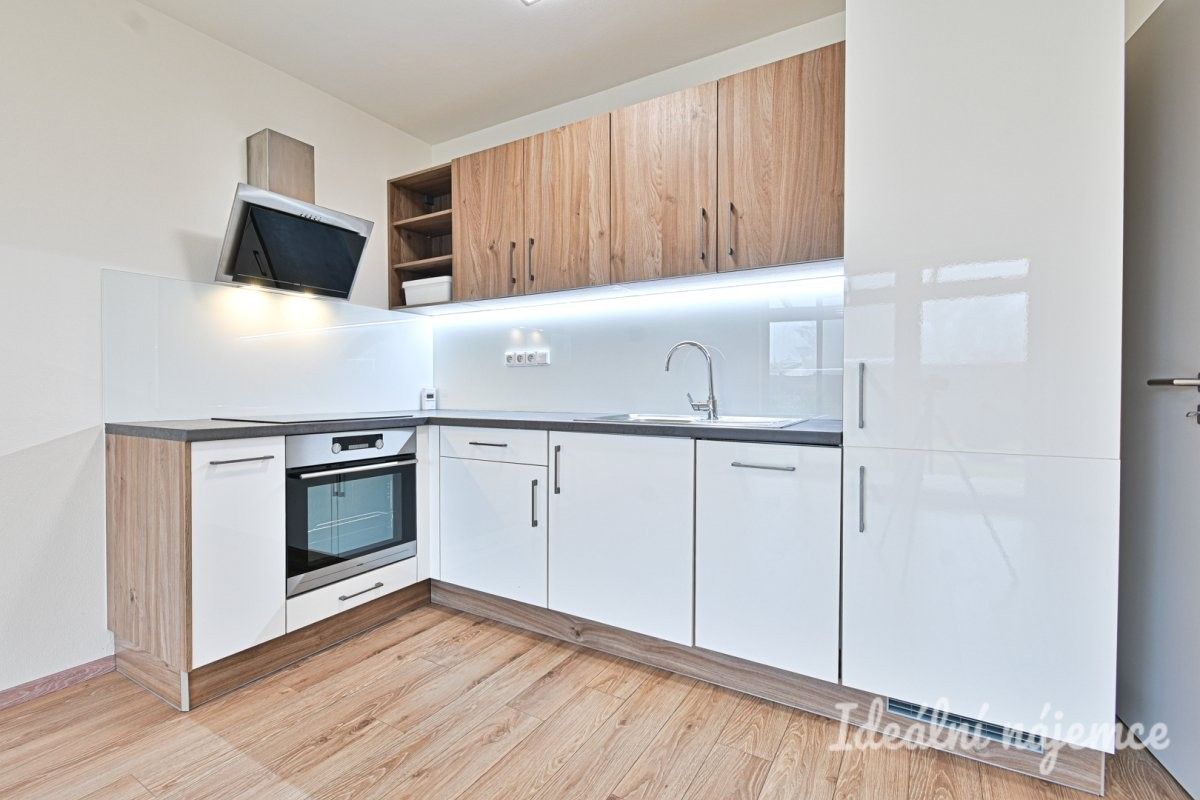 Pronájem byt 2+kk - Nemojany, 50 m²