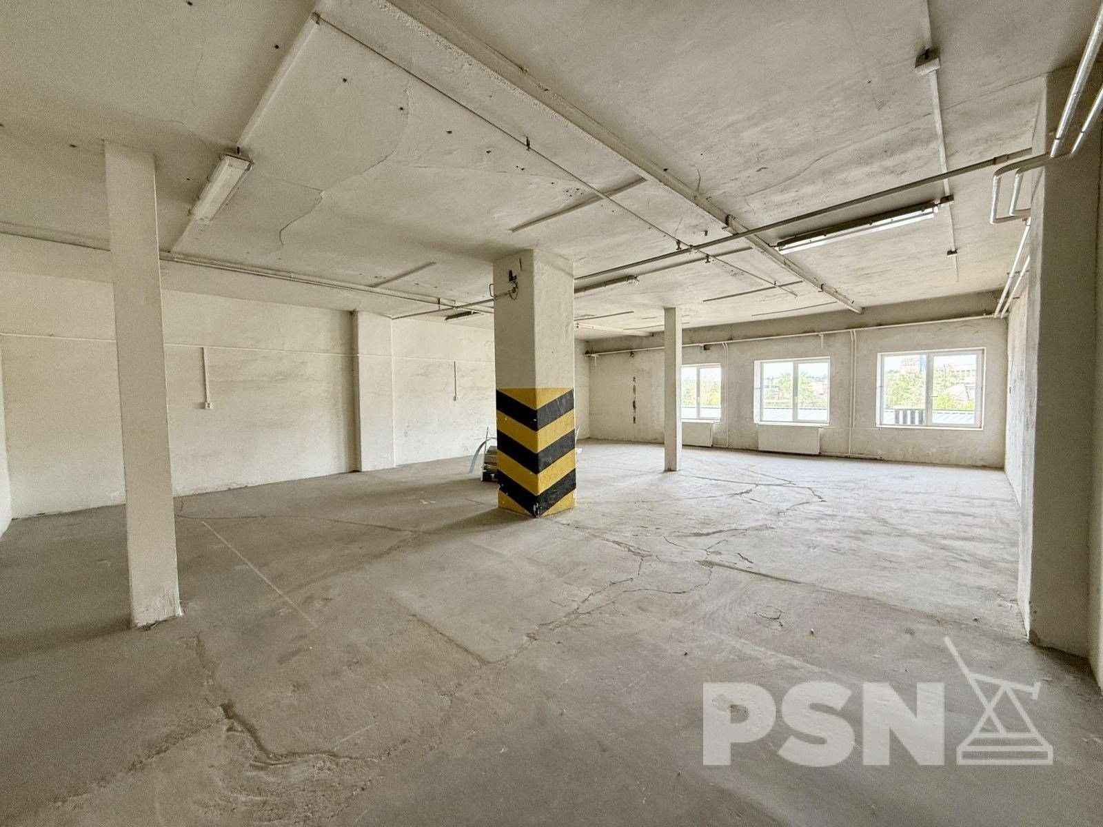 Pronájem sklad - Komárovské nábřeží 686, Brno, 397 m²