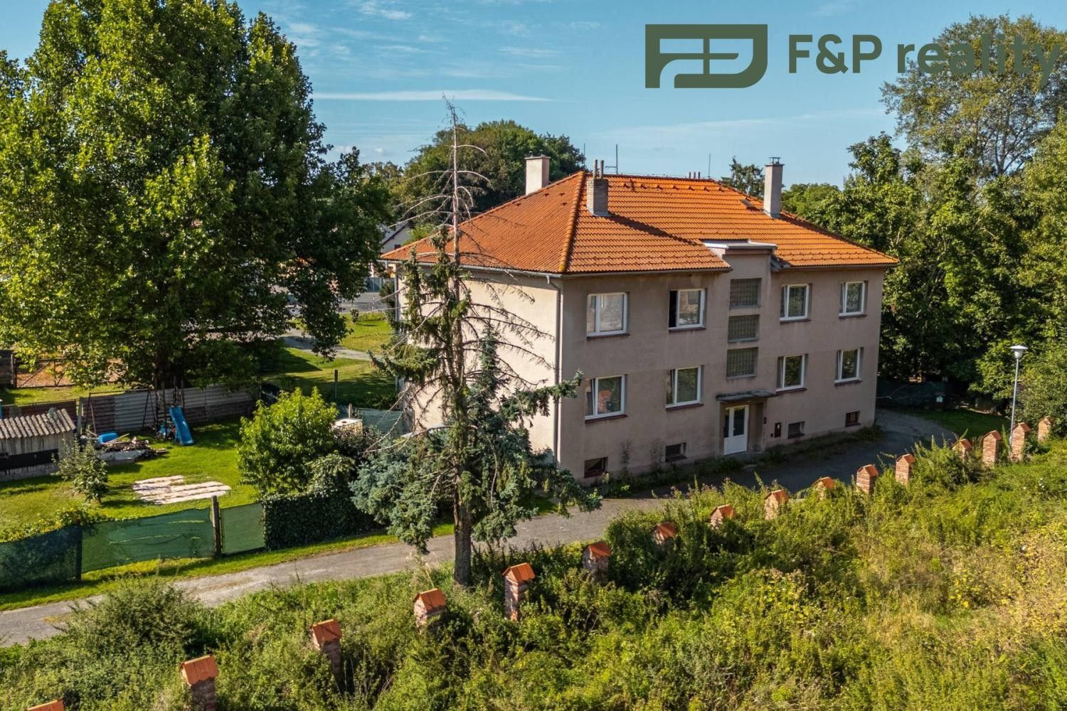 Prodej činžovní dům - Žáky, 519 m²
