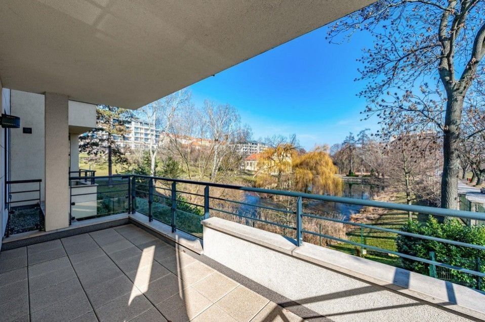 3+kk, Radimova  , Praha, 134 m²