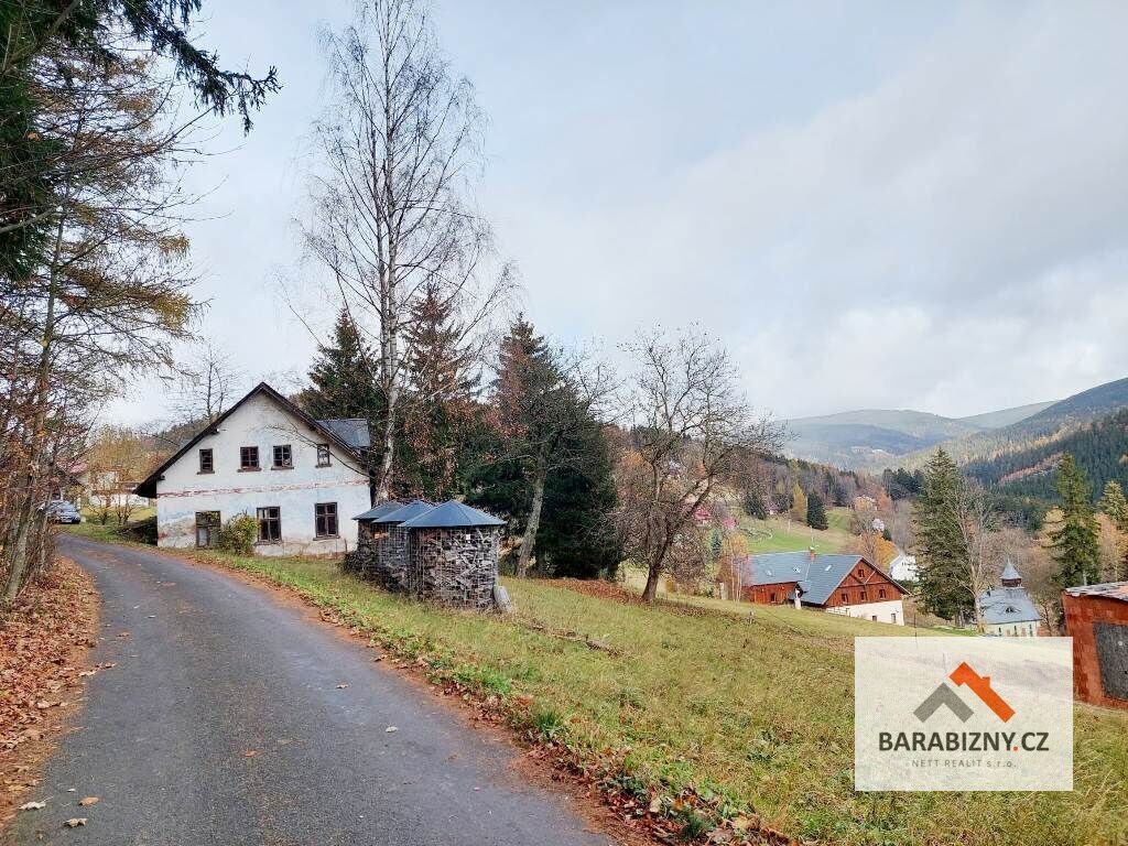 Prodej pozemek pro bydlení - Strážné, 2 293 m² - 1