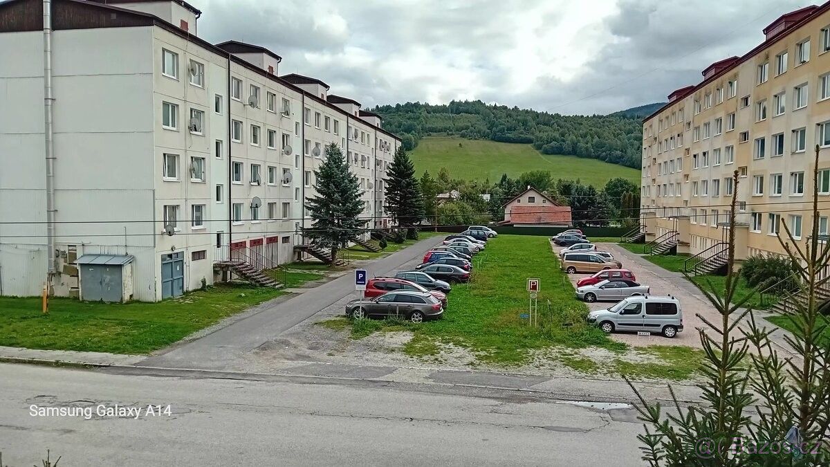 Byty, 987 65, Slovensko