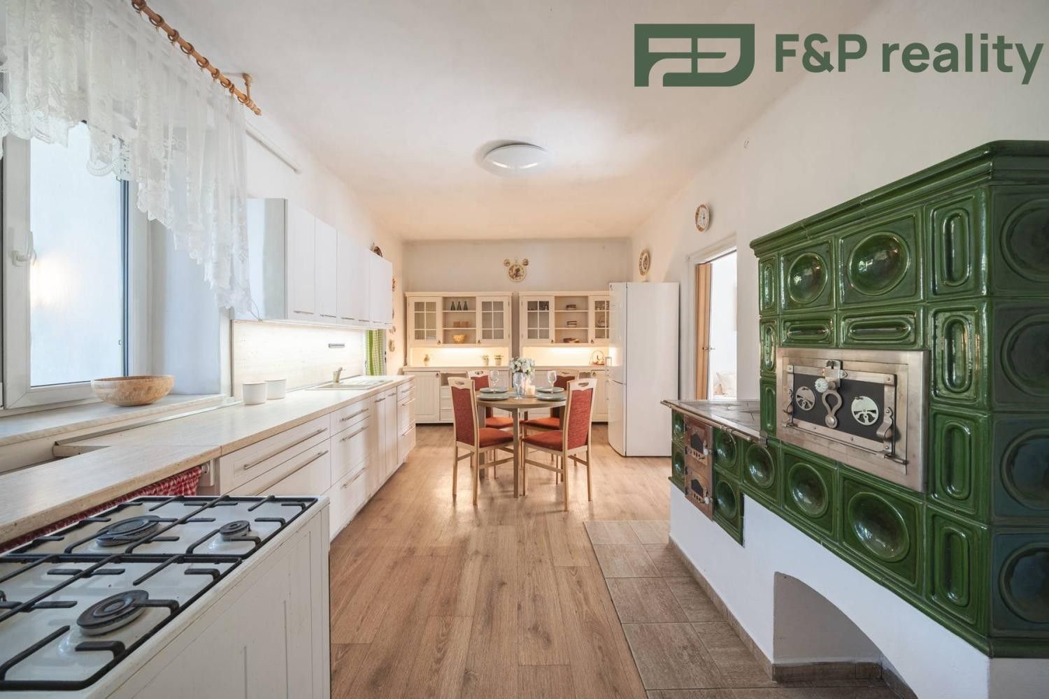 Prodej rodinný dům - Husova, Přelouč, 120 m² - 2