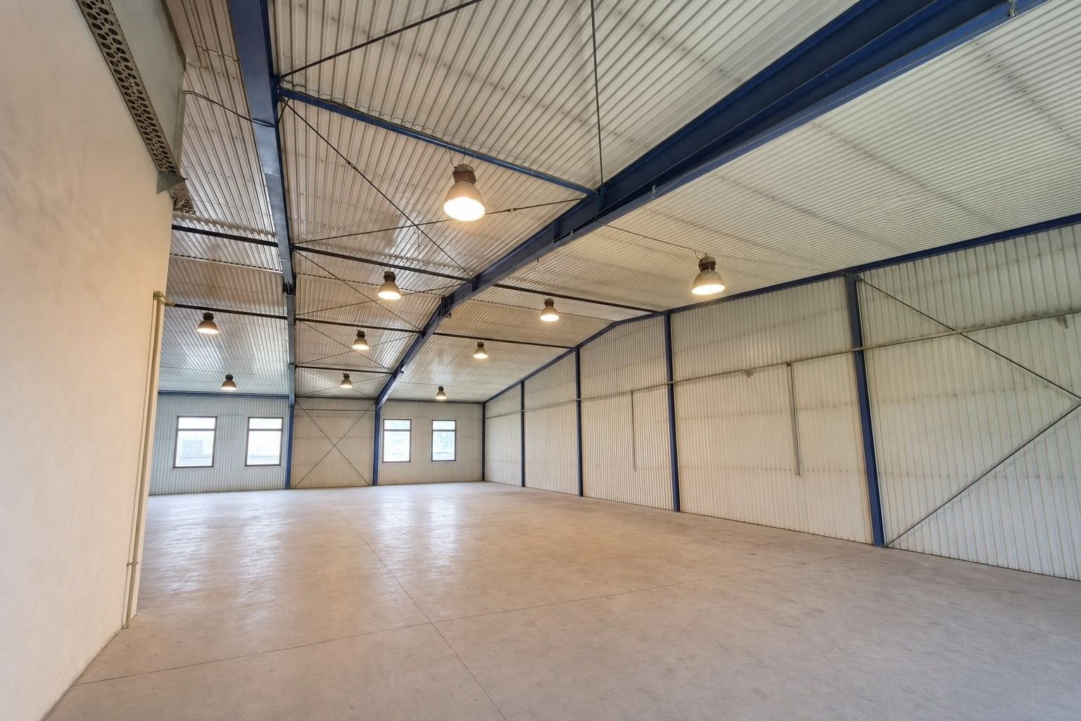 Sklad · 425 m² · Pražská, Loděnice - 3