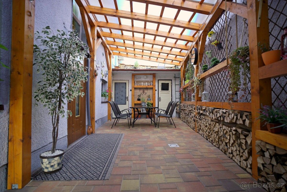 Prodej rodinný dům - Bojkovice, 687 71