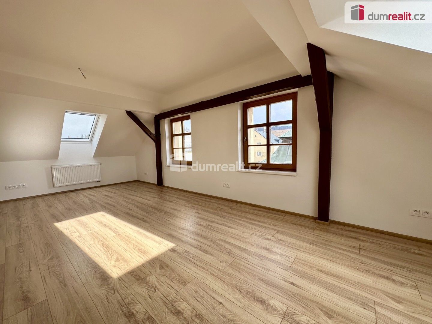 Prodej byt 2+kk - náměstí Sv. Vavřince, Horní Blatná, 51 m² - 5