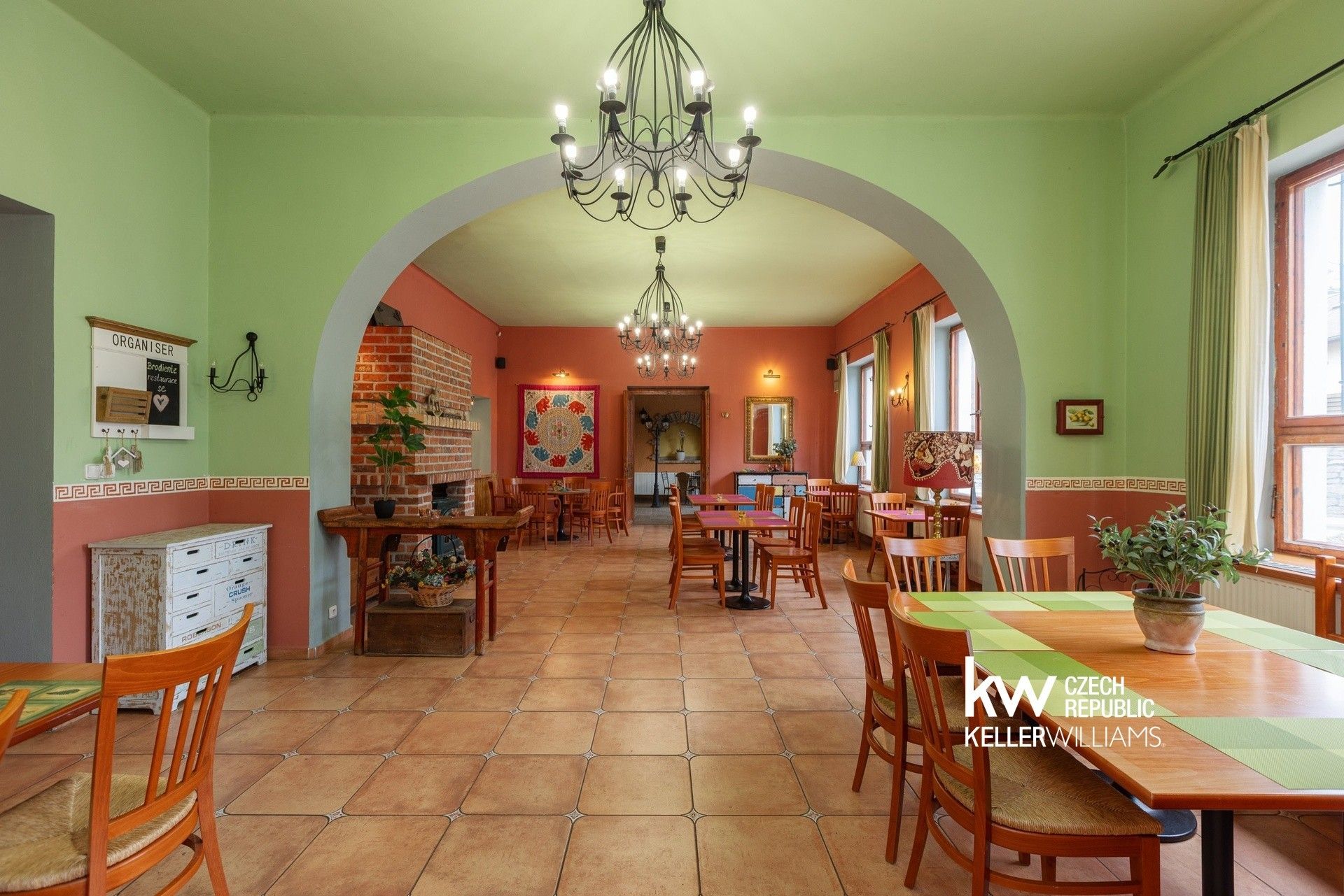 Restaurace · 479 m² · Týnec nad Sázavou Brodce - 3