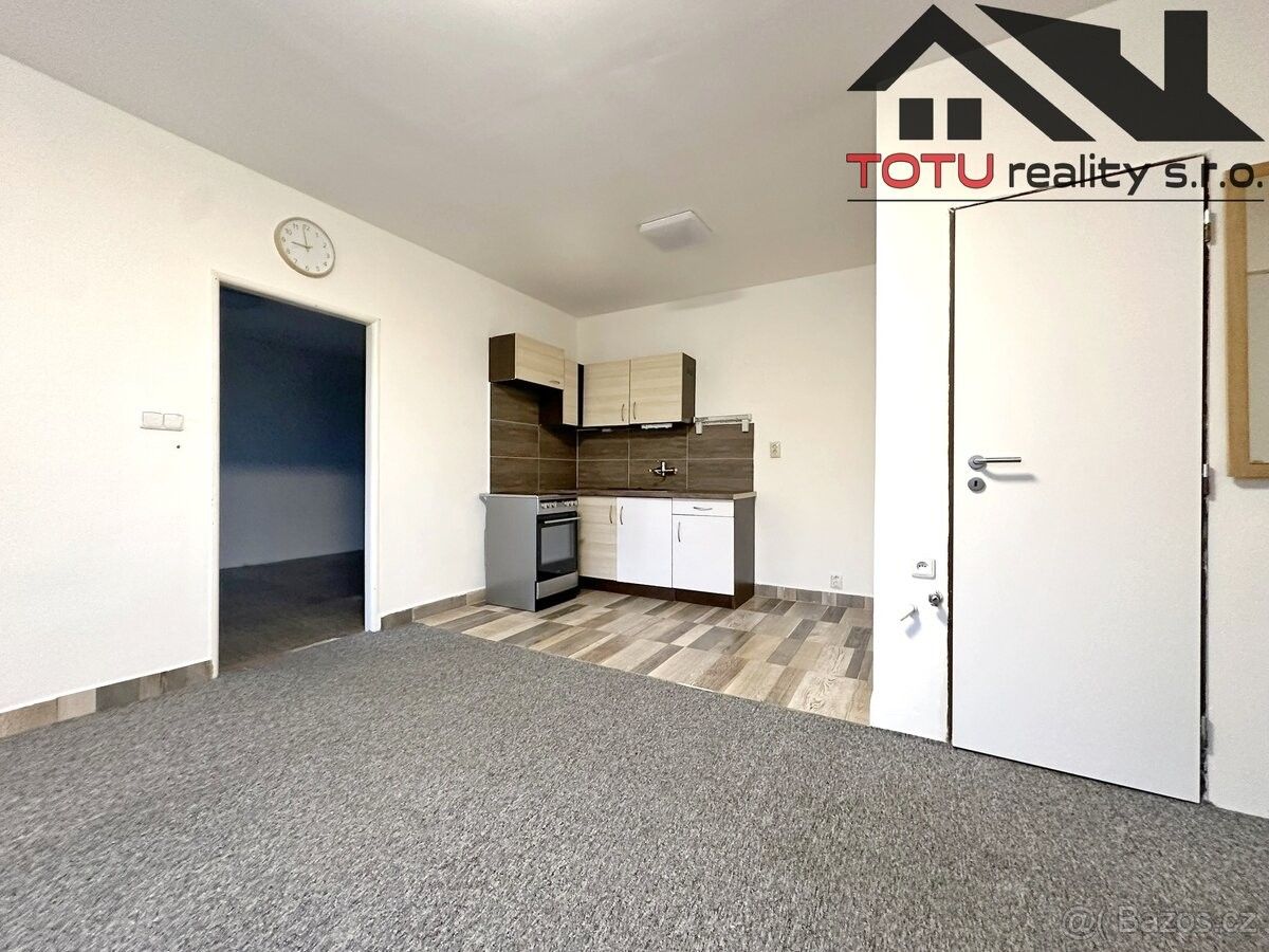 Pronájem byt - Jaroměř, 551 02