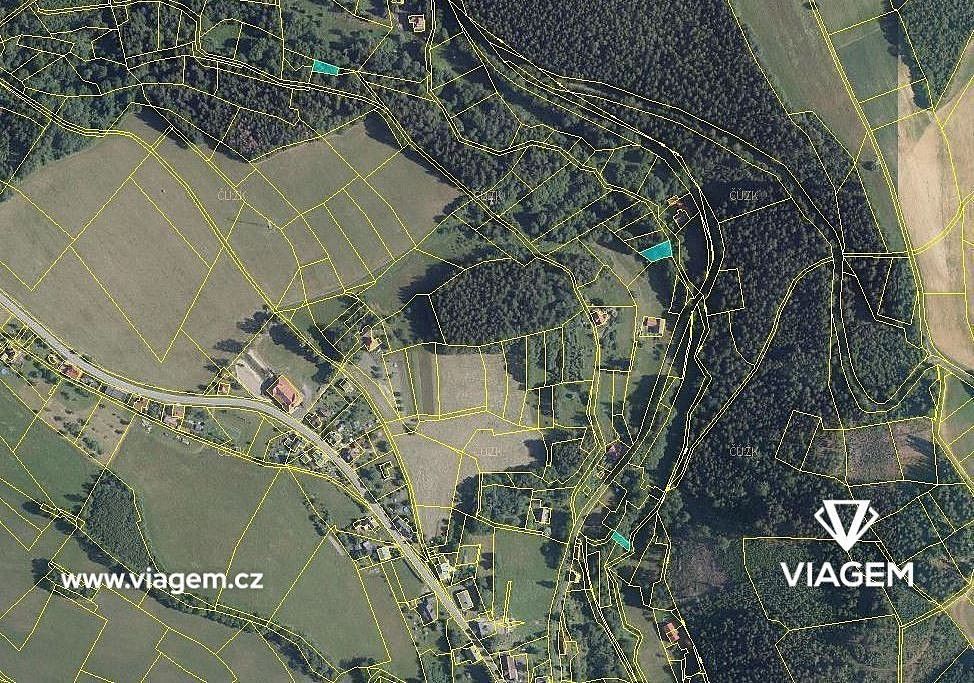 Zahrada, 680 m²