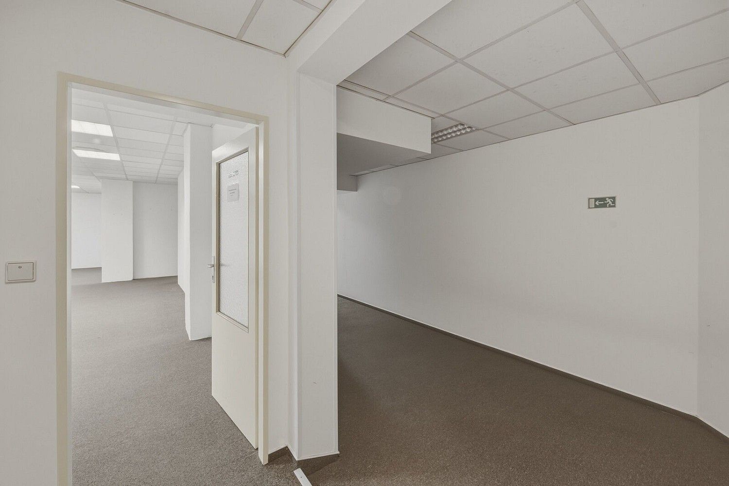 Pronájem kancelář - Freyova, Praha 9 - Vysočany, 849 m² - 5