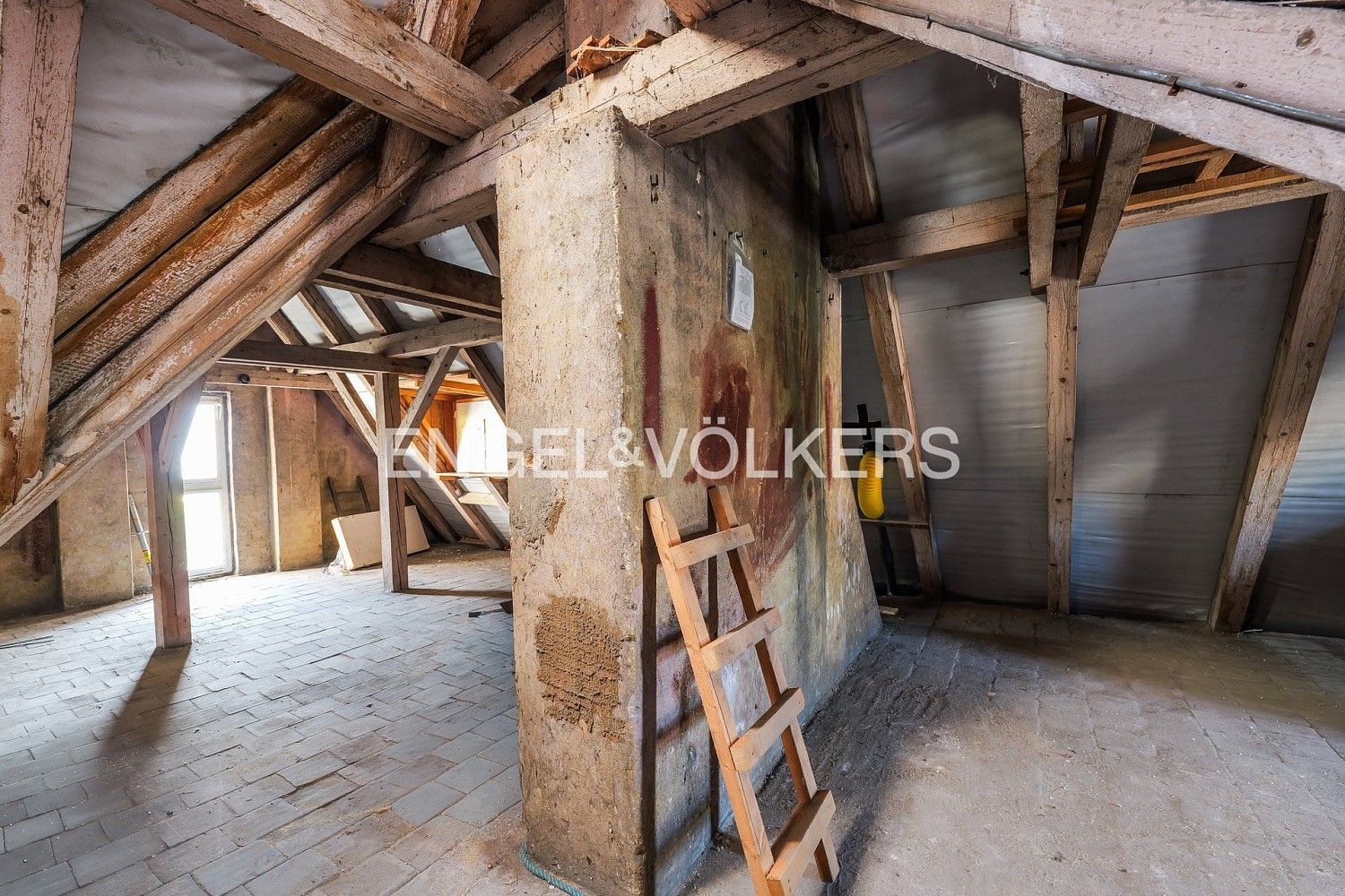 Komerční nemovitost · 110 m² · V Holešovičkách, Praha 8 - Libeň - 4
