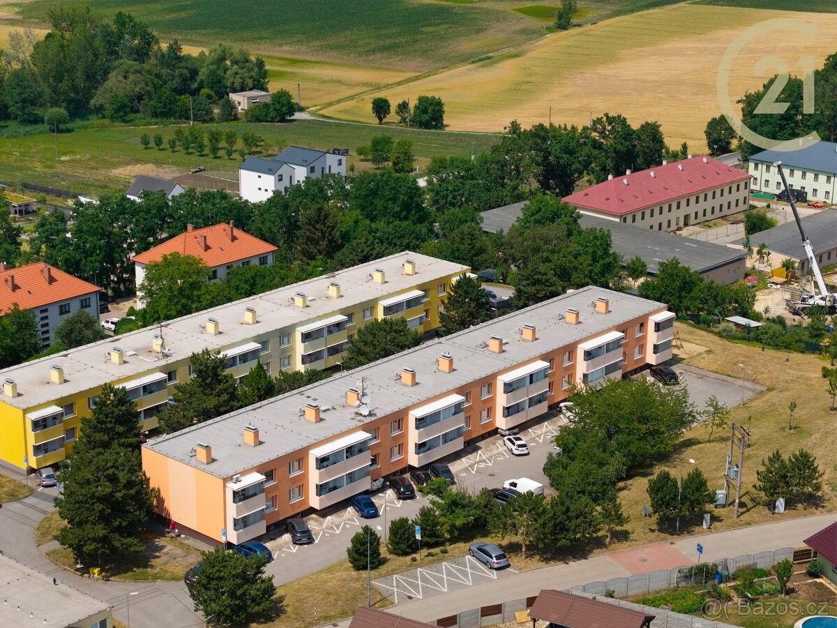 Byty, Rajhrad, 664 61 - 2