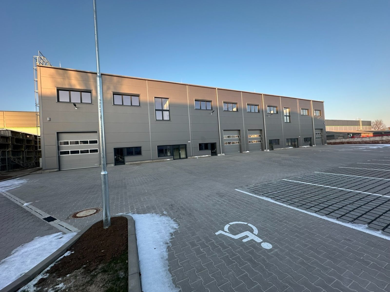 Obchodní prostory, K Pérovně, Praha - Hostivař, 580 m² - 1