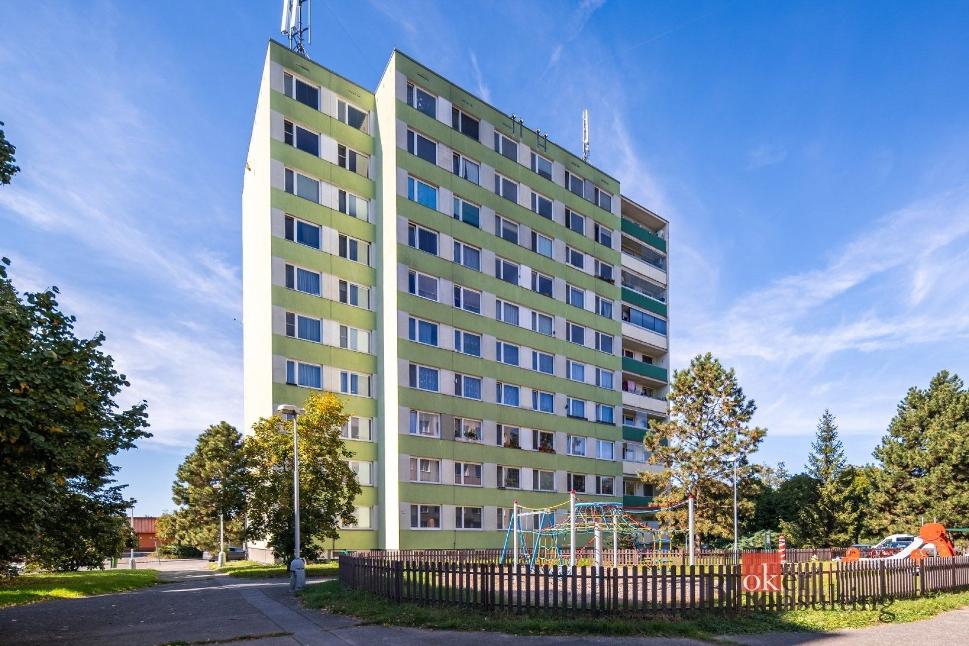 Byt 2+kk · 42 m² · U vlečky, Praha - 3