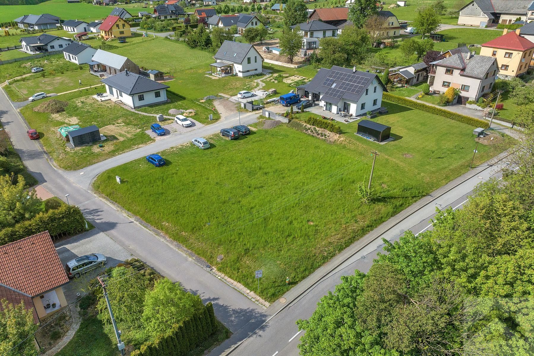 Pozemky pro bydlení, Helvíkovice - 1