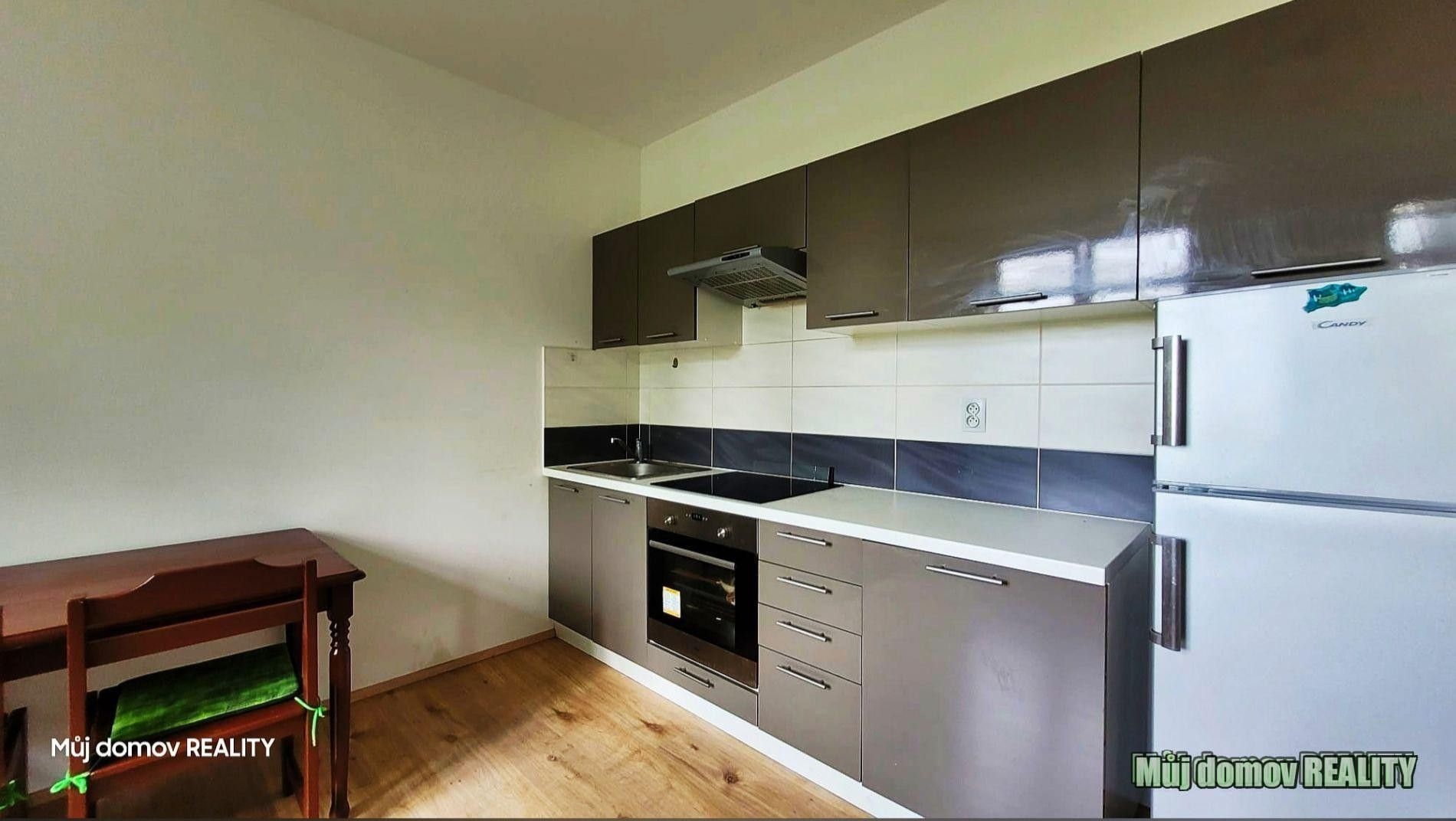 Prodej byt 1+kk - Bečovská, Praha, 29 m²