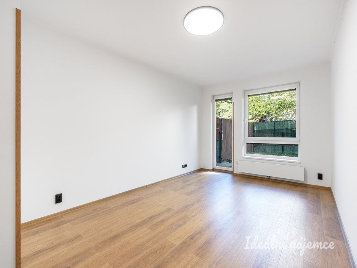 1+kk, Václava Trojana, Praha, 36 m² - 1