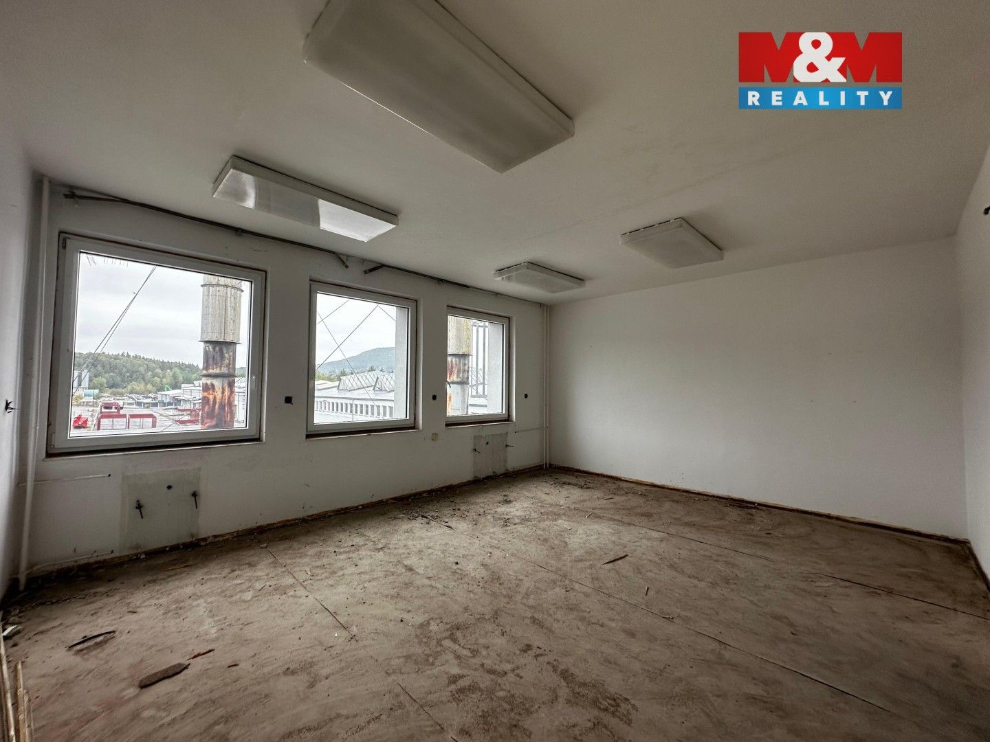 Pronájem kancelář - Noviny pod Ralskem, 520 m²