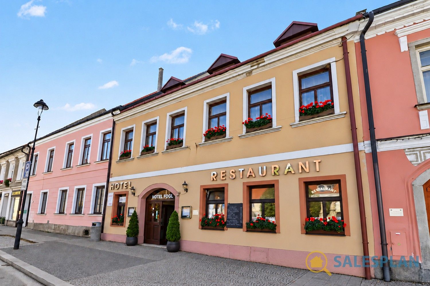 Ubytovací zařízení, 648 m²