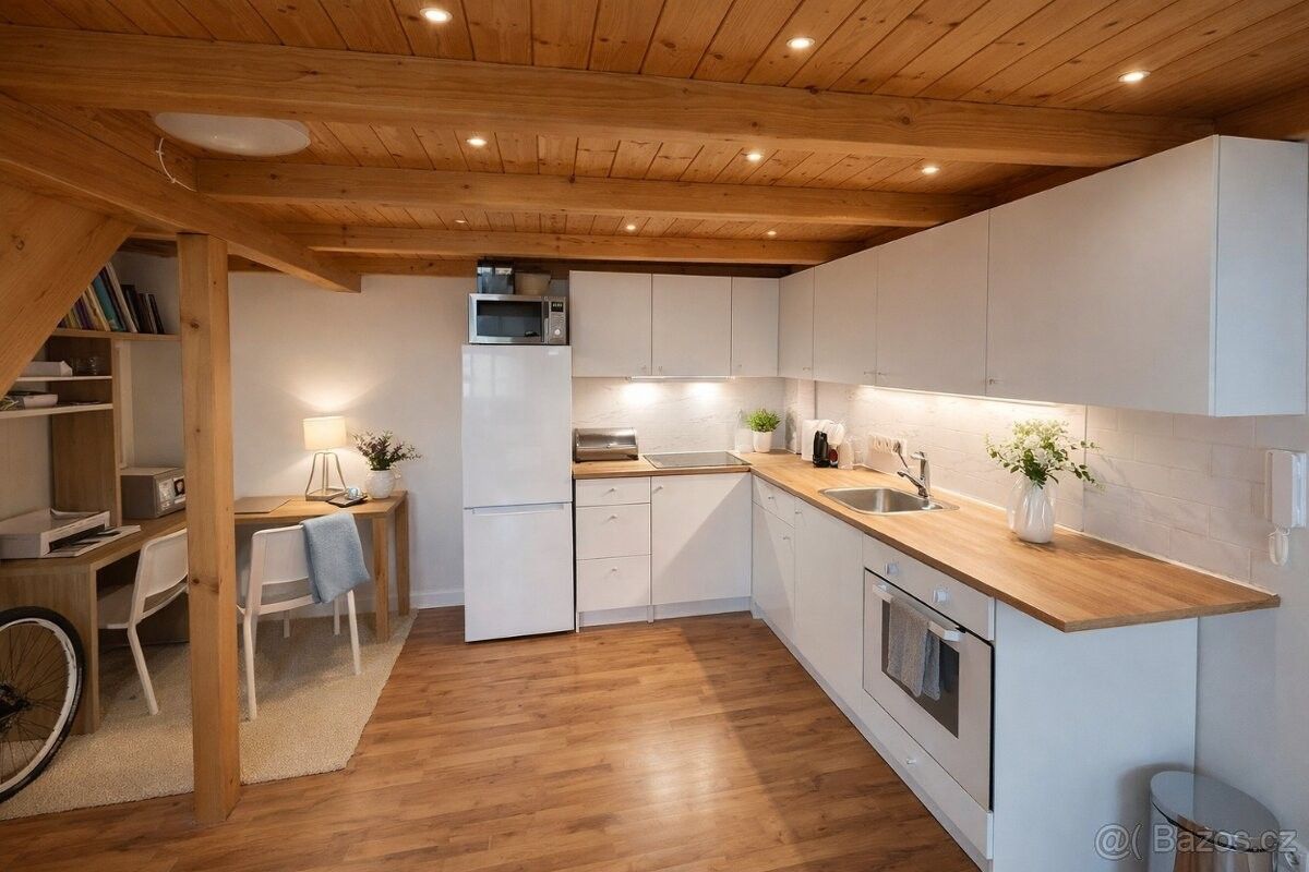 Pronájem byt - Veselí nad Moravou, 698 01