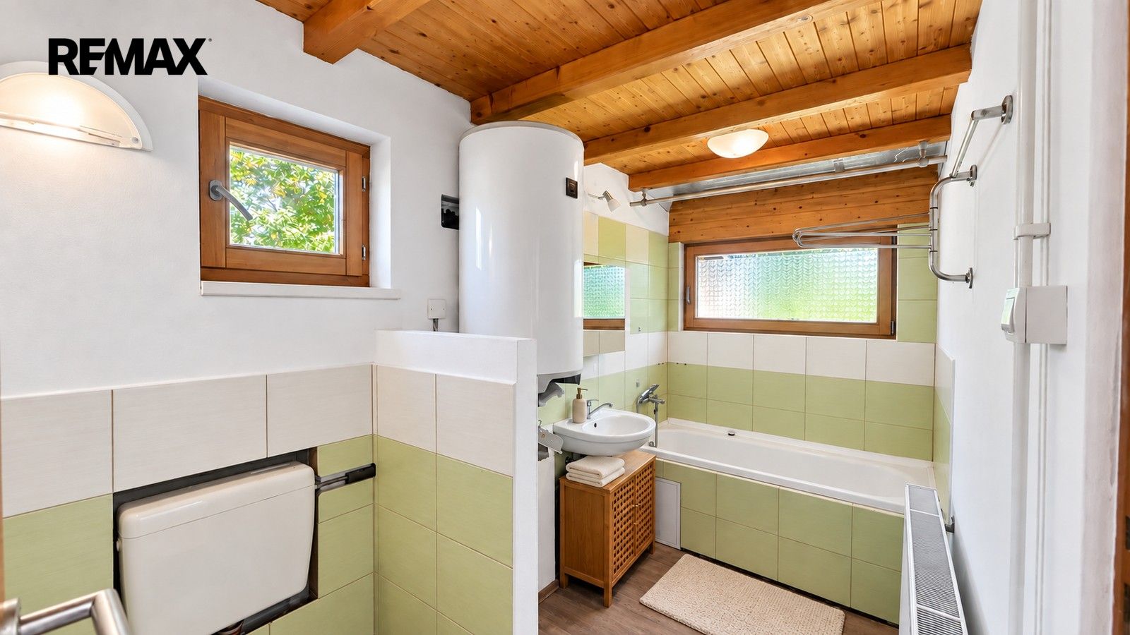Prodej rodinný dům - Malonty Jaroměř, 130 m² - 5