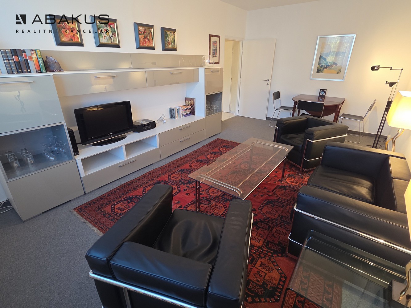Prodej byt 2+1 - Pod Chlumem, Plzeň - Doubravka, 55 m² - 1