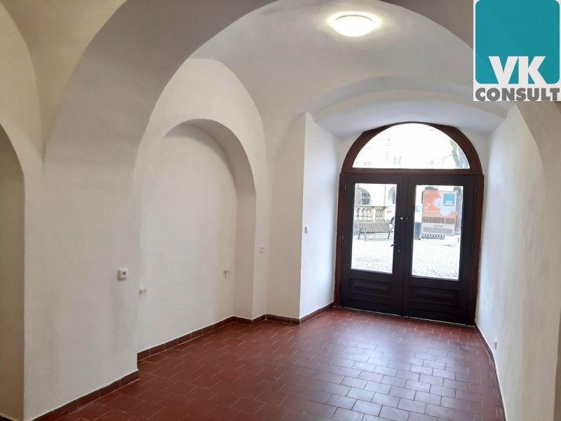 Pronájem obchodní prostory - Smetanovo náměstí, Litomyšl, 25 m²