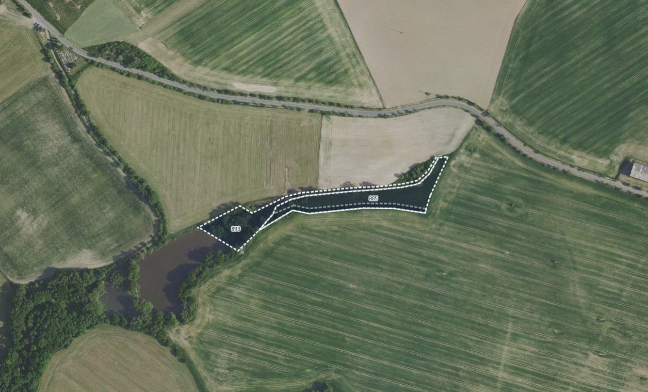 Prodej louka - Křížkový Újezdec