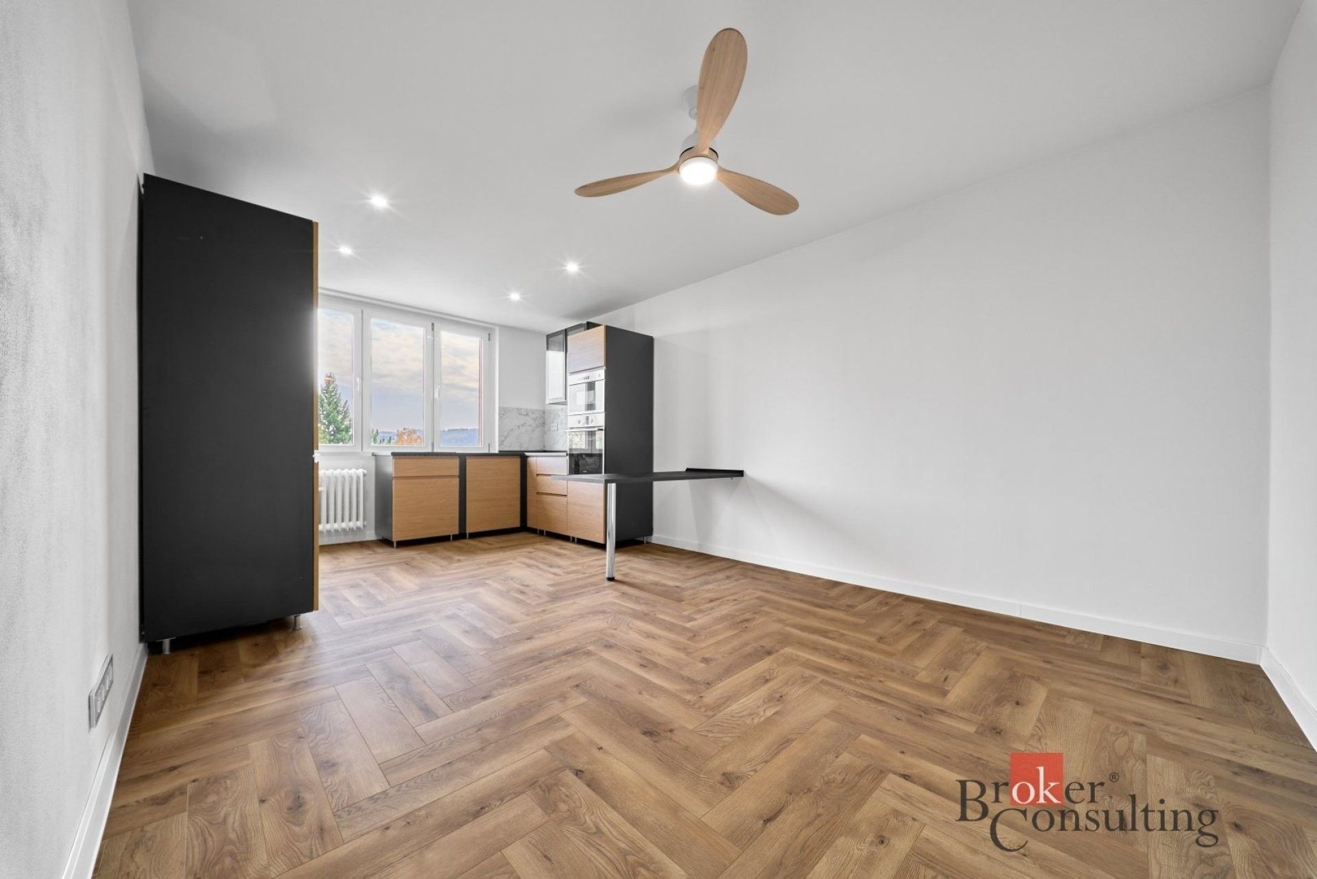 Prodej byt 3+kk - Fibichova, Karlovy Vary, 68 m² - 5