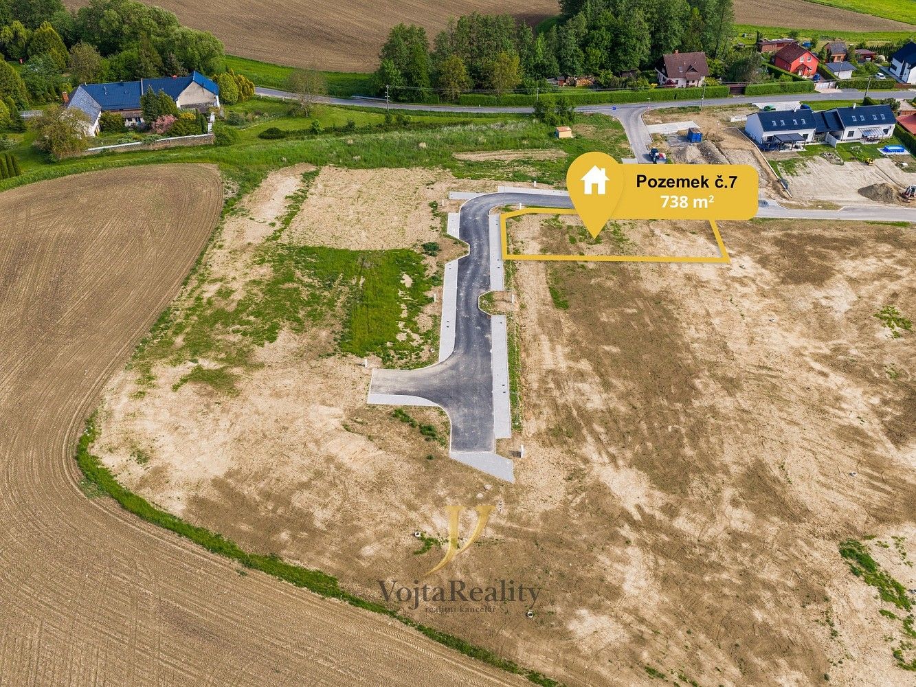 Prodej pozemek pro bydlení - Komárov, okres Olomouc, Olomoucký kraj - 2