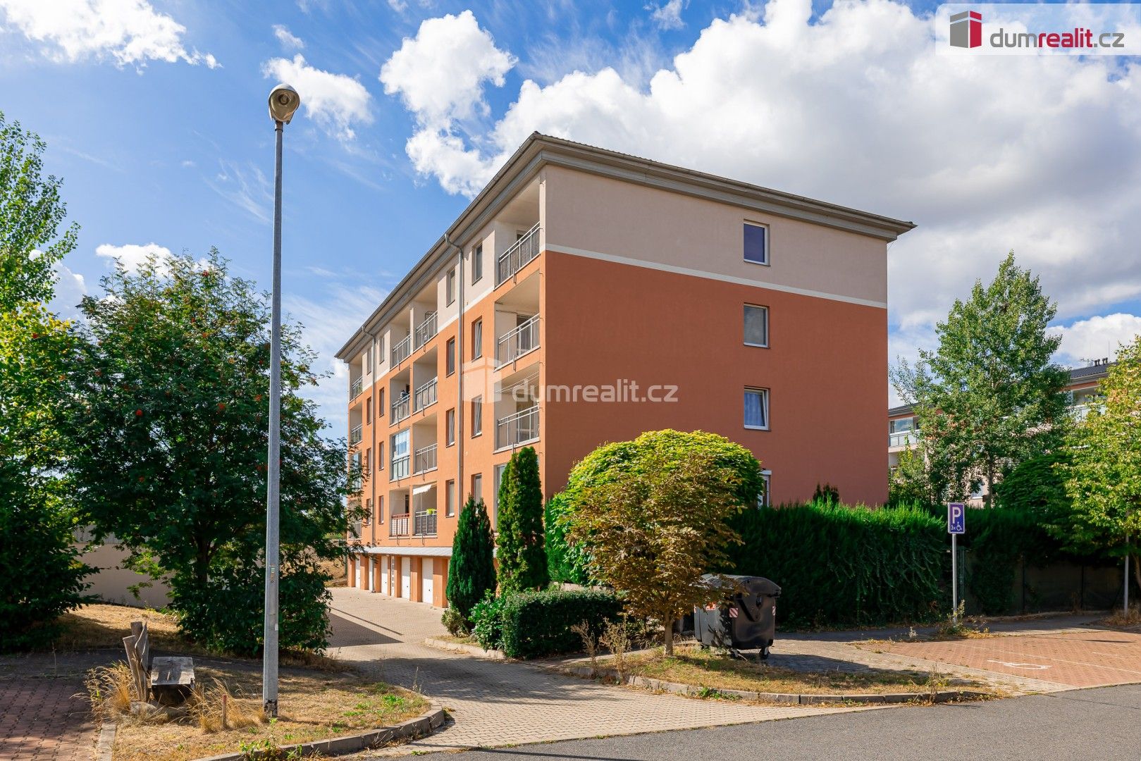 4+kk, Ke stadionu, Praha, 98 m²