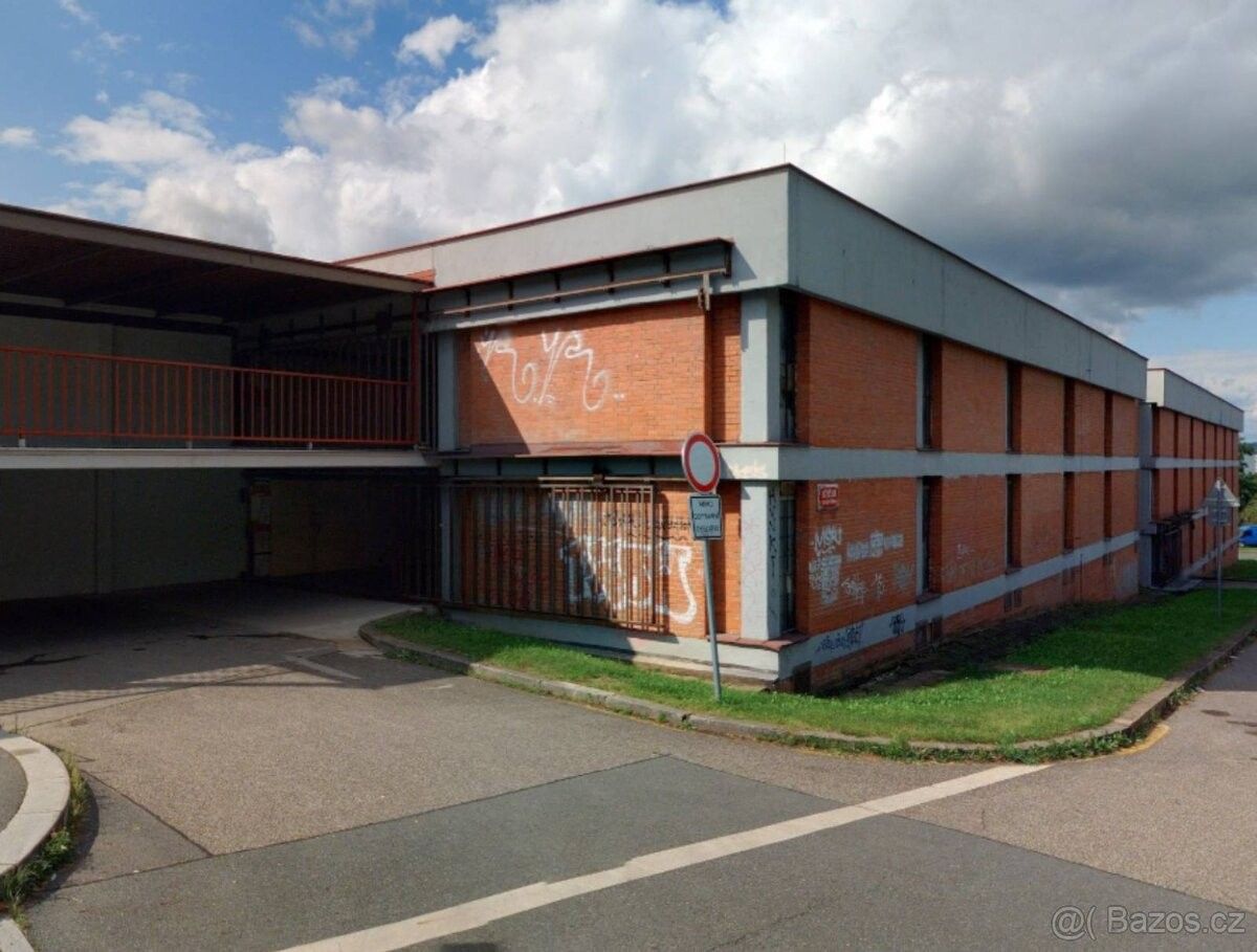 Prodej garáž - Praha, 143 00