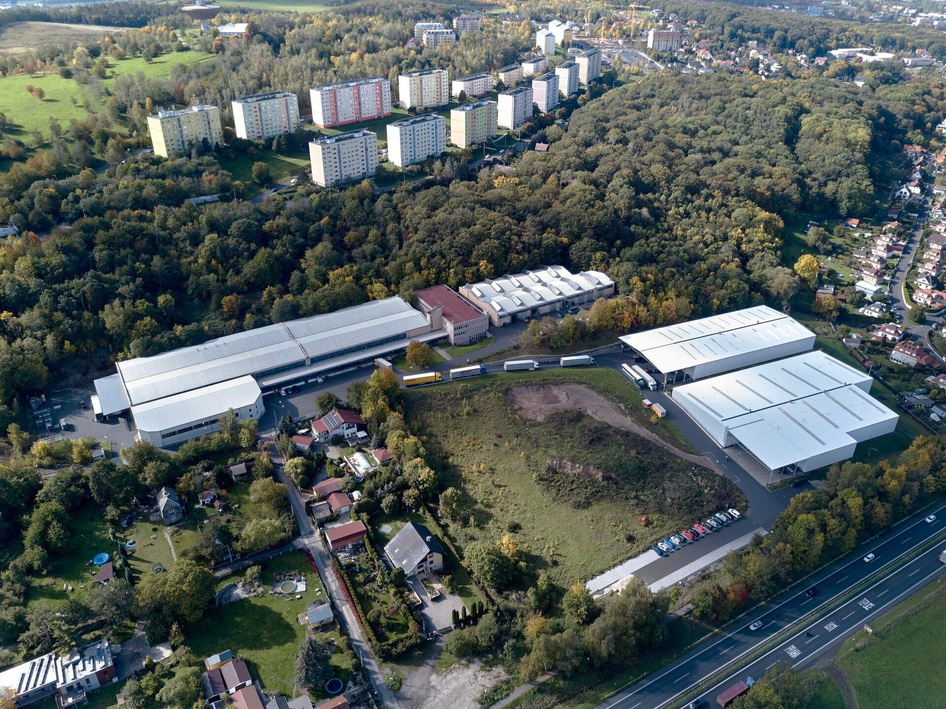 Sklad · 2 000 m² · Bílinská, Teplice - 3
