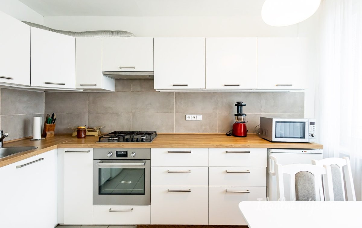 Byt 3+1 · 78 m² · Jablonecká, Praha - 3