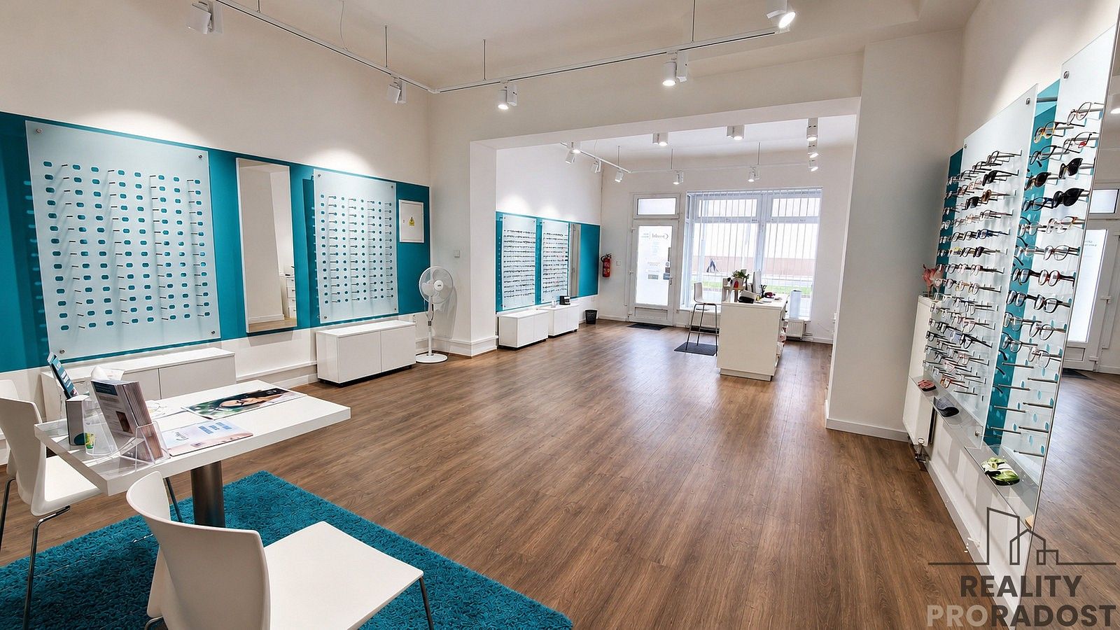 Obchodní prostory, Hodonín, Jihomoravský kraj, 77 m²
