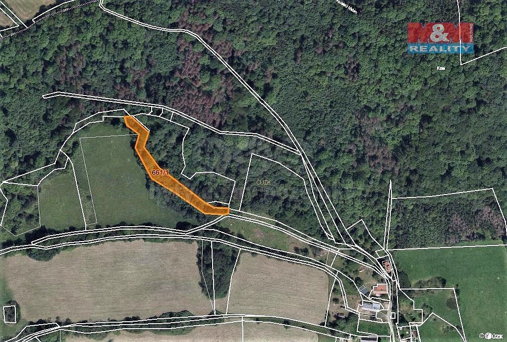 Les, 3 340 m²