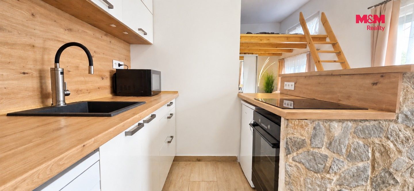 Chaty, K Dolíčku, Pardubice, 27 m² - 2