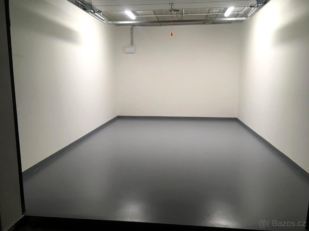 Prodej garáž - Rajhrad, 664 61