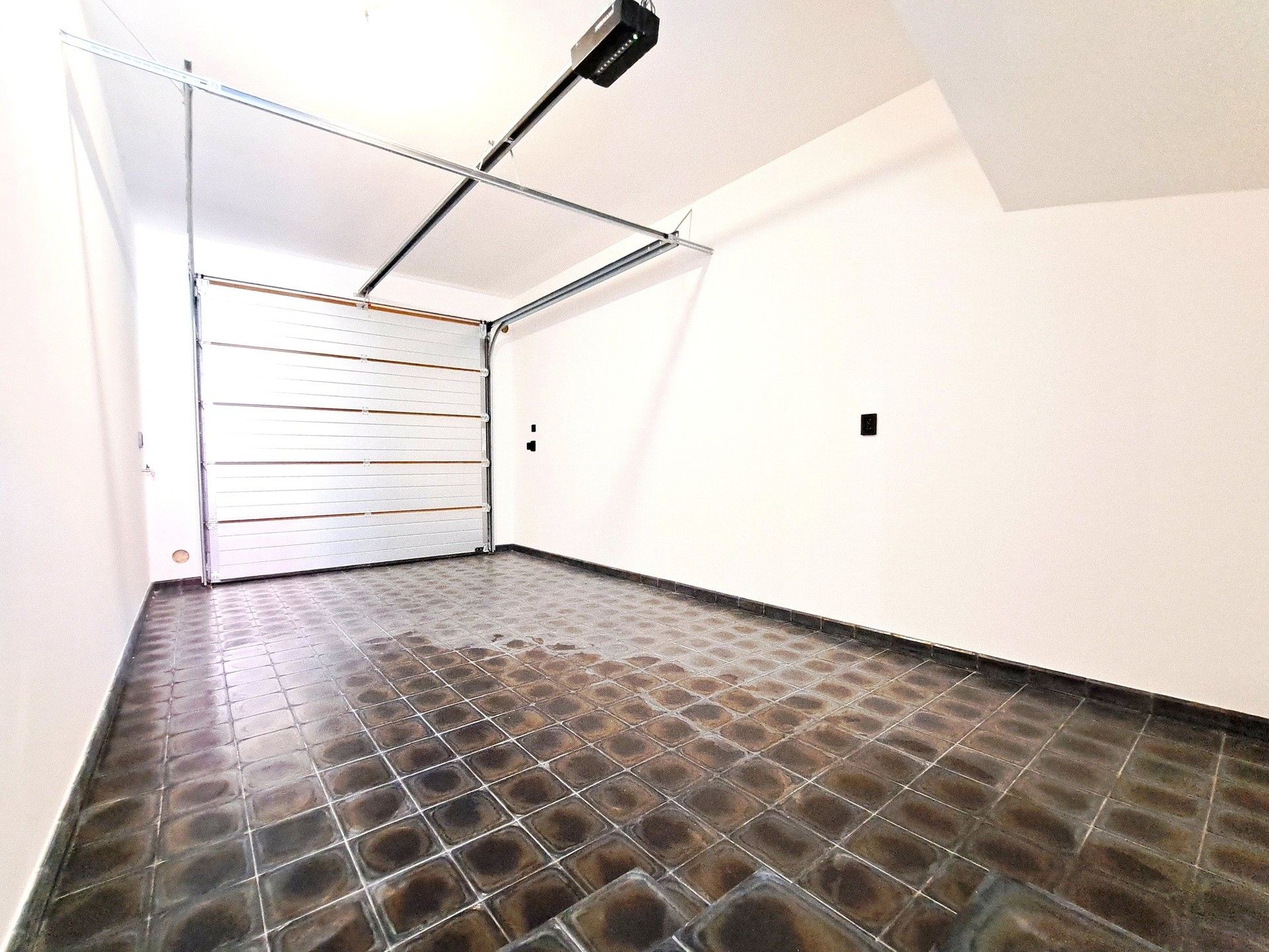 Prodej byt 4+kk - náměstí u dubu, Stochov, 110 m² - 5
