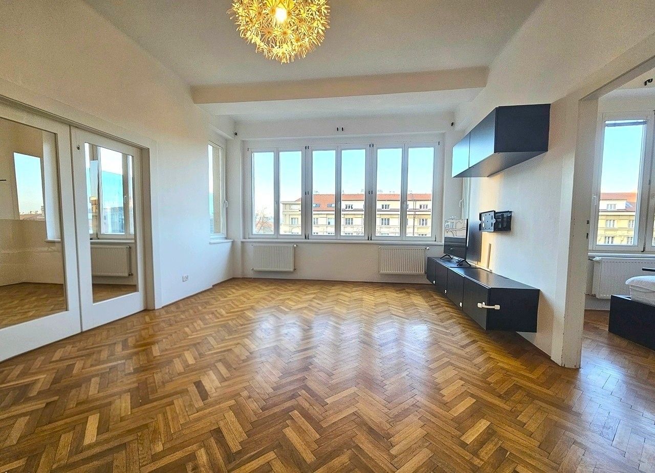 4+1, Rooseveltova 893, Praha, 110 m²