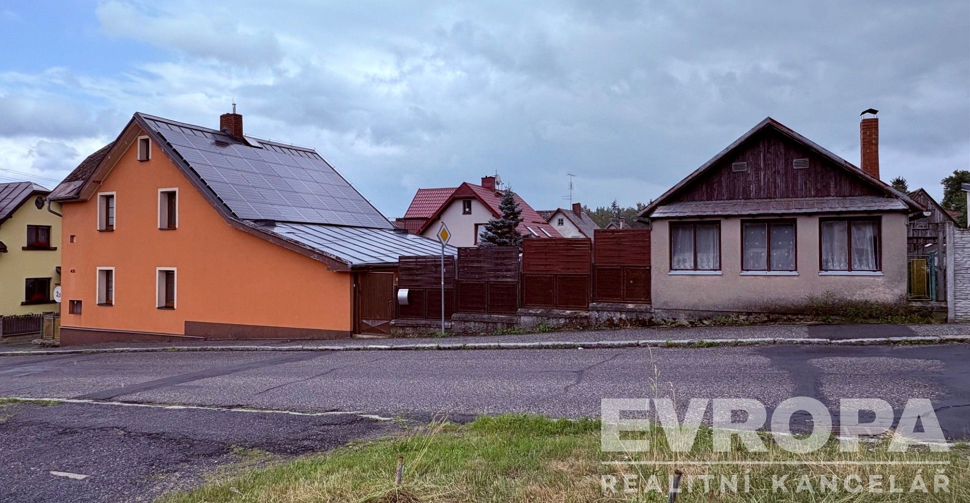 Rodinné domy, Jiráskova, Rotava, okres Sokolov, 190 m² - 2