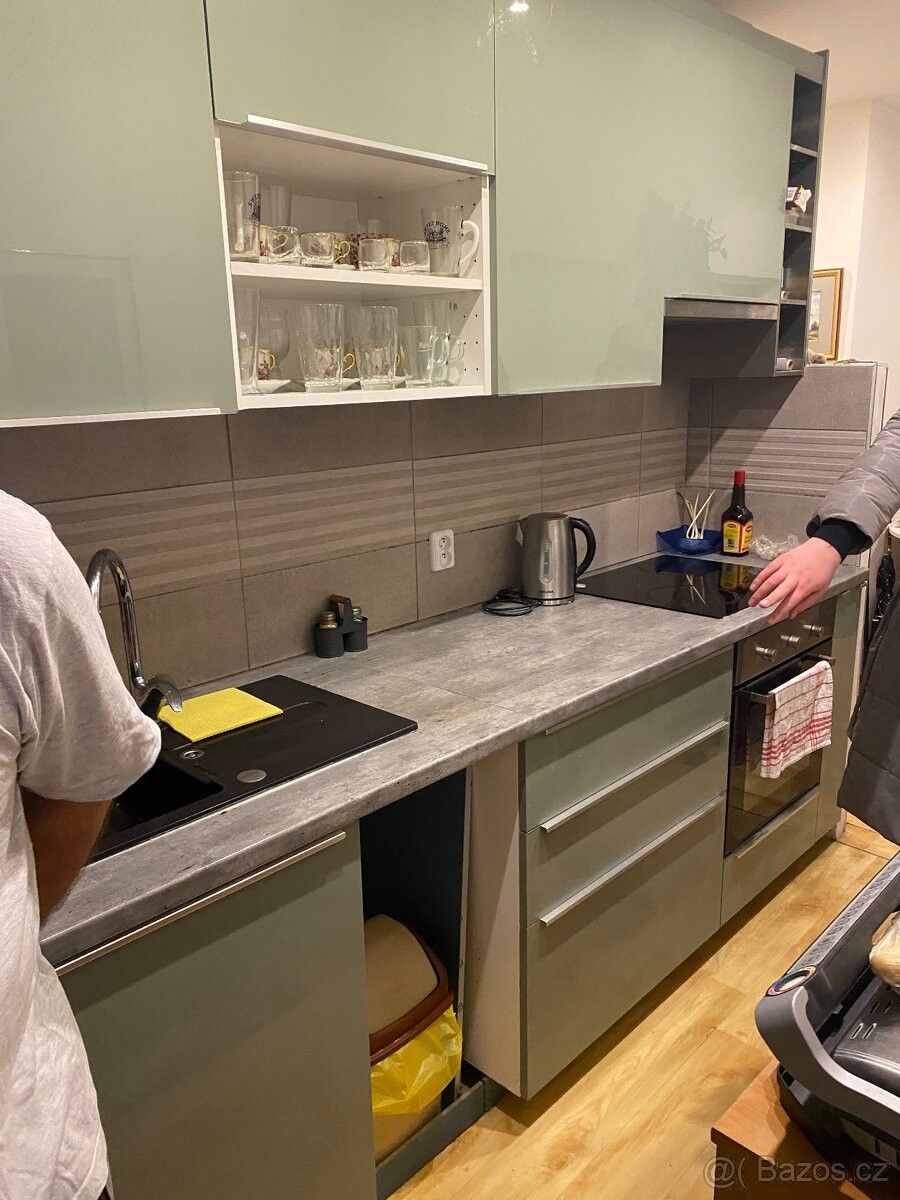 Prodej byt - Ploskovice, 411 42