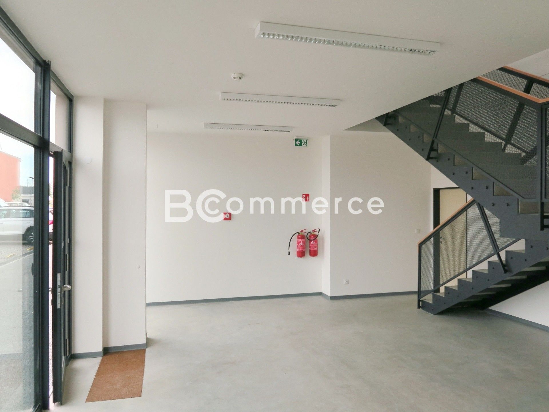 Pronájem sklad - Komárov, Brno, 340 m²