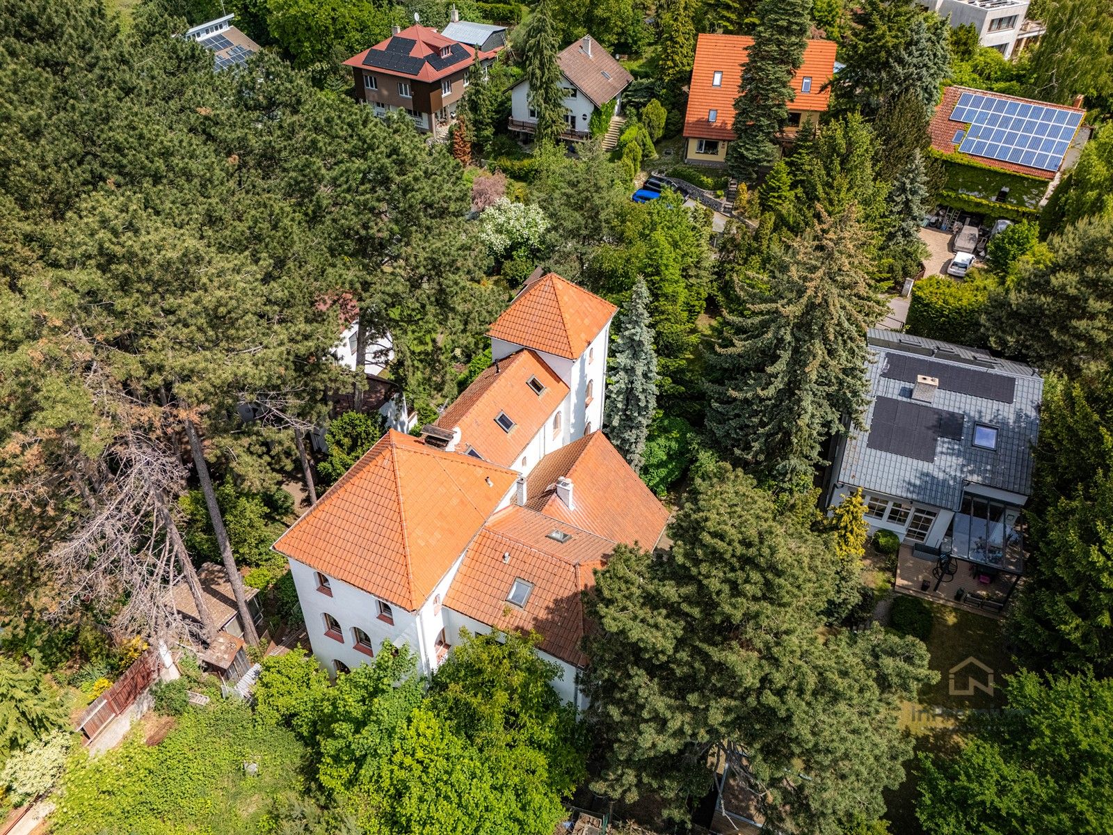 Prodej vila - V borovičkách, Praha, 513 m²