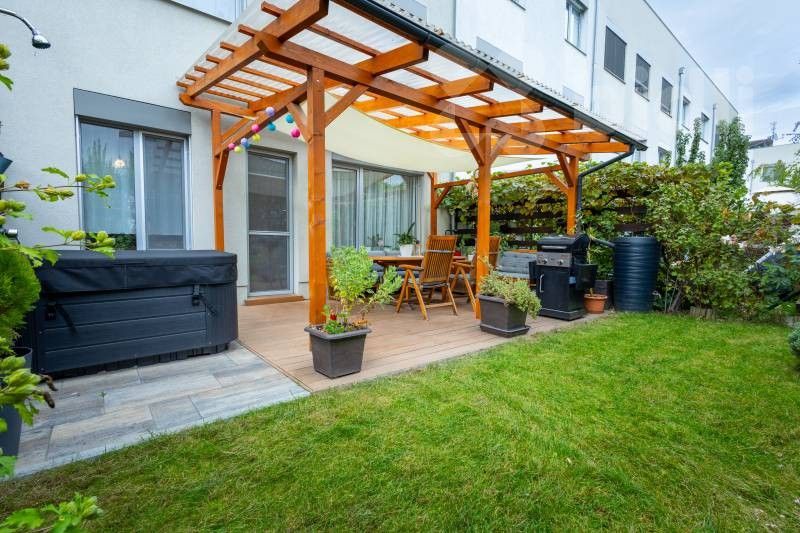 4+kk, Jugoslávská 2067, Úvaly, 105 m² - 2